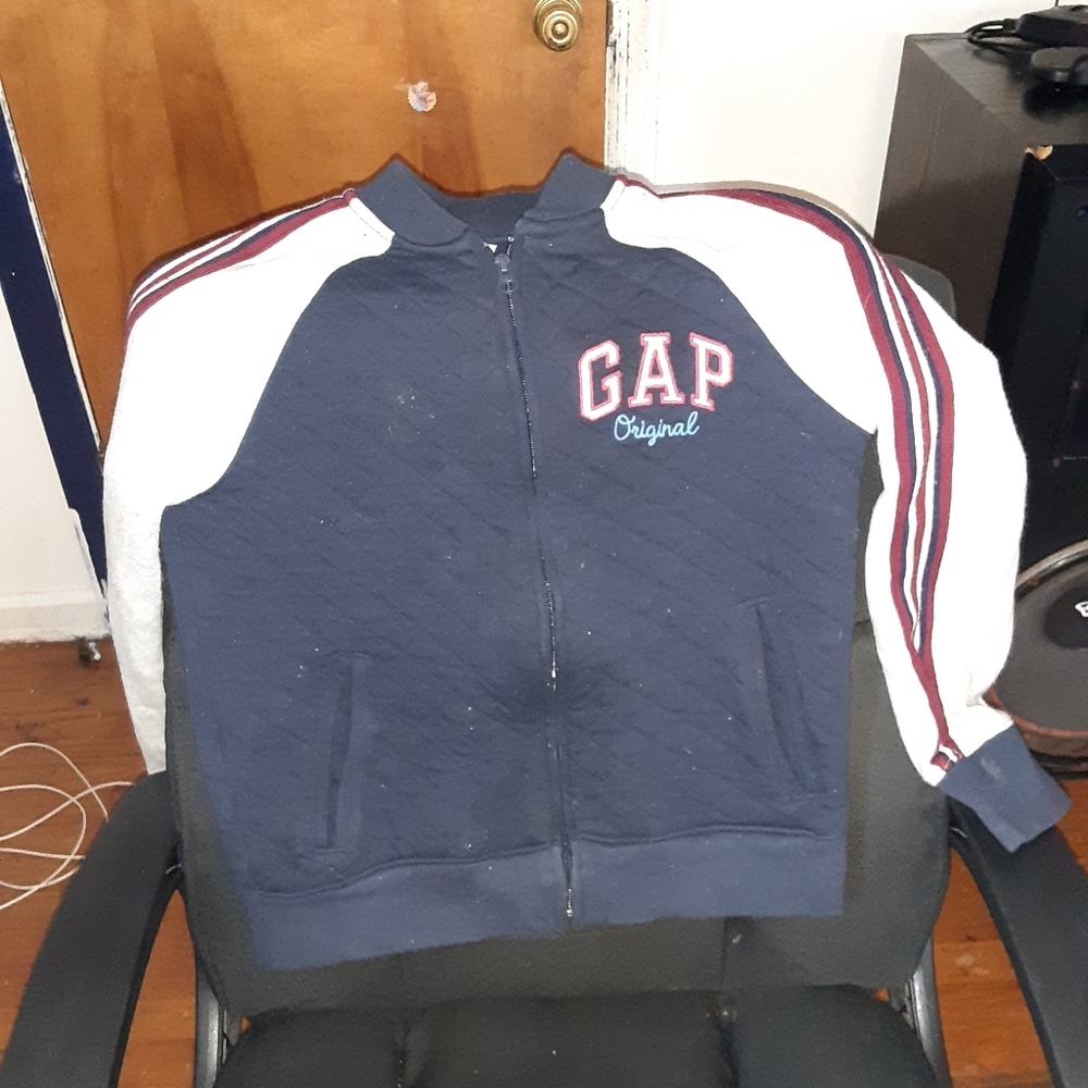 Gap sweaters